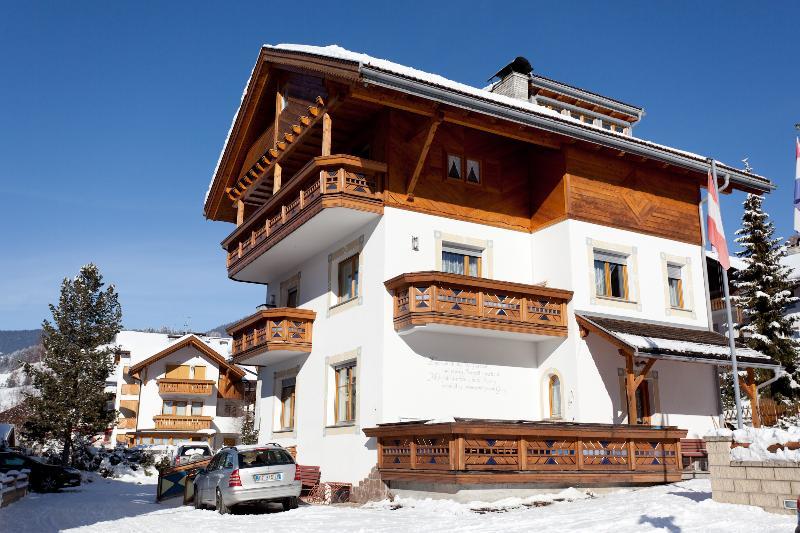 Residence Villa Toni Сан-Виджилио-ди-Мареббе Экстерьер фото